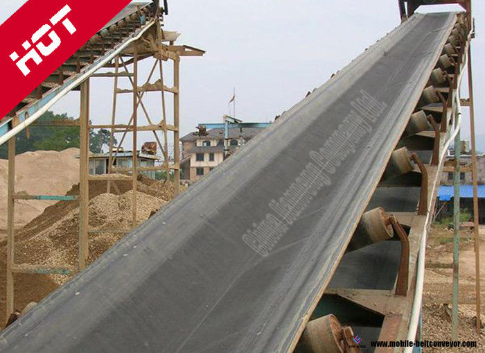 Soil Loading And Unloading Telescopic Conveyor System , Portable Conveyor Systems With Large Conveying Capacity