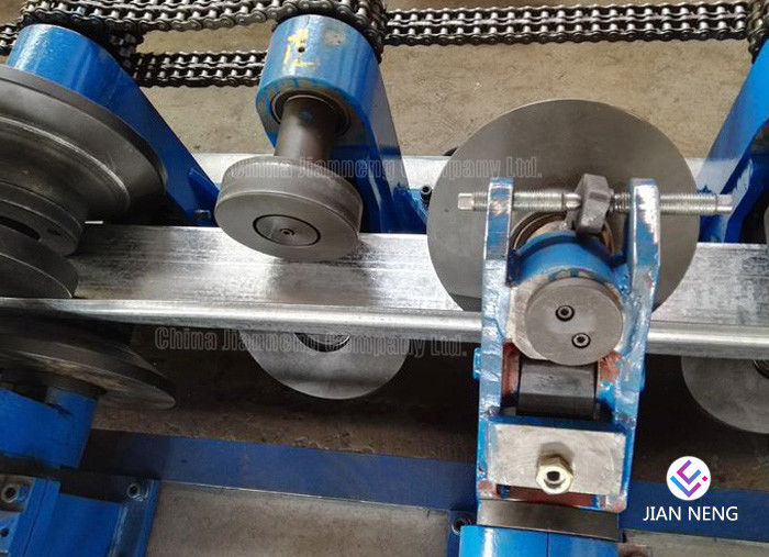 345 Mpa Curving Machine Metal Roofing Machine With Cr12 Corrugated Punching Moulds