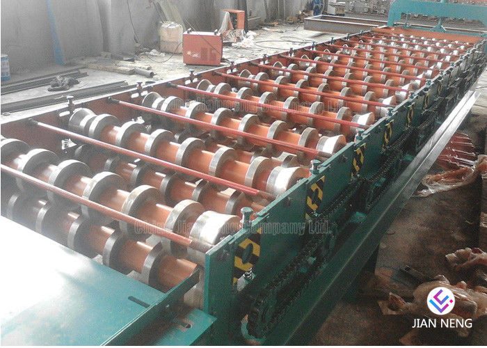 Customized Metal Roof Roll Forming Machine , Color Coated Surface Roof Forming Machine