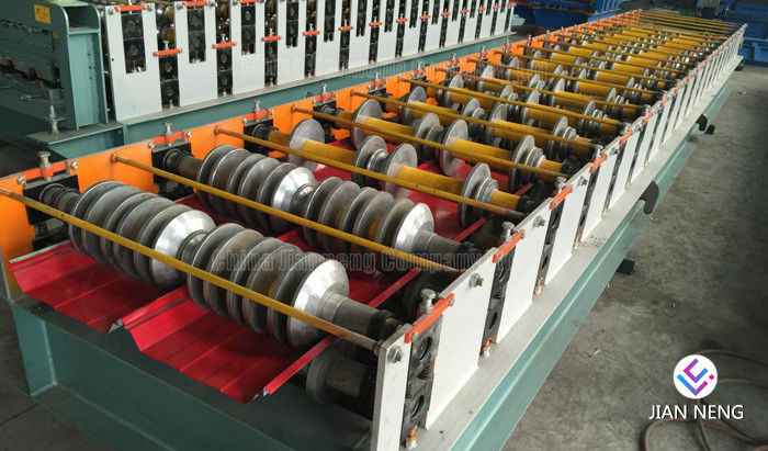 Customized Metal Roof Roll Forming Machine , Color Coated Surface Roof Forming Machine