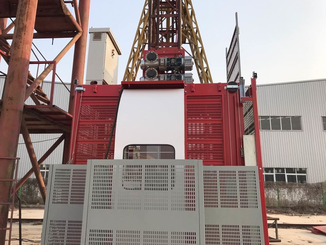 50m Twin Cage 3×1.5×2.2 Construction Hoist Elevator Sc200 200